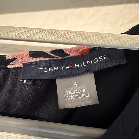 Tommy Hilfiger Size 6 Navy/Pink Chiffon Dress - Picture 9 of 9